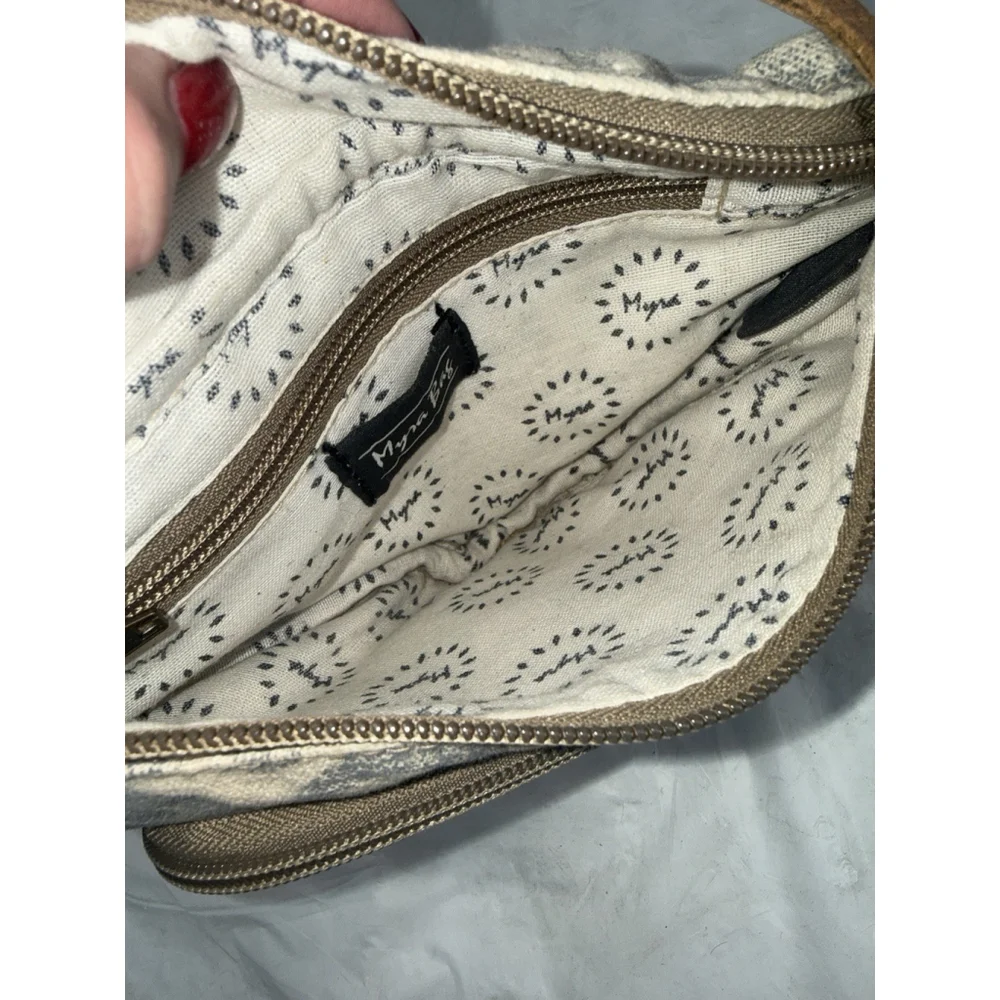 myra bag